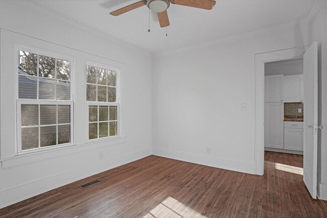 Building Photo - 3/ 2  Home for Rent!