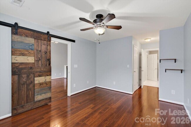 Building Photo - 3445 Broadwick St