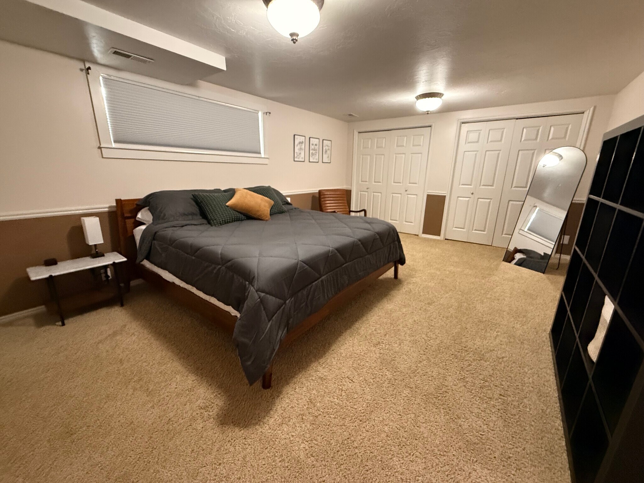 Building Photo - 676 E Howard Dr