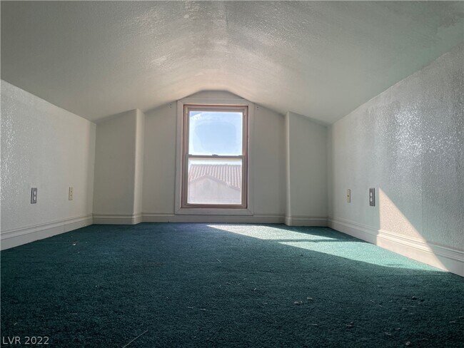 Building Photo - 7894 Lisa Marie Ct