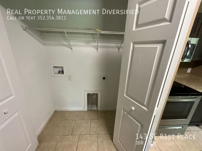 Building Photo - 143 SE 81st Pl