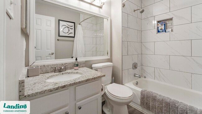 Building Photo - 918 Aventine Dr