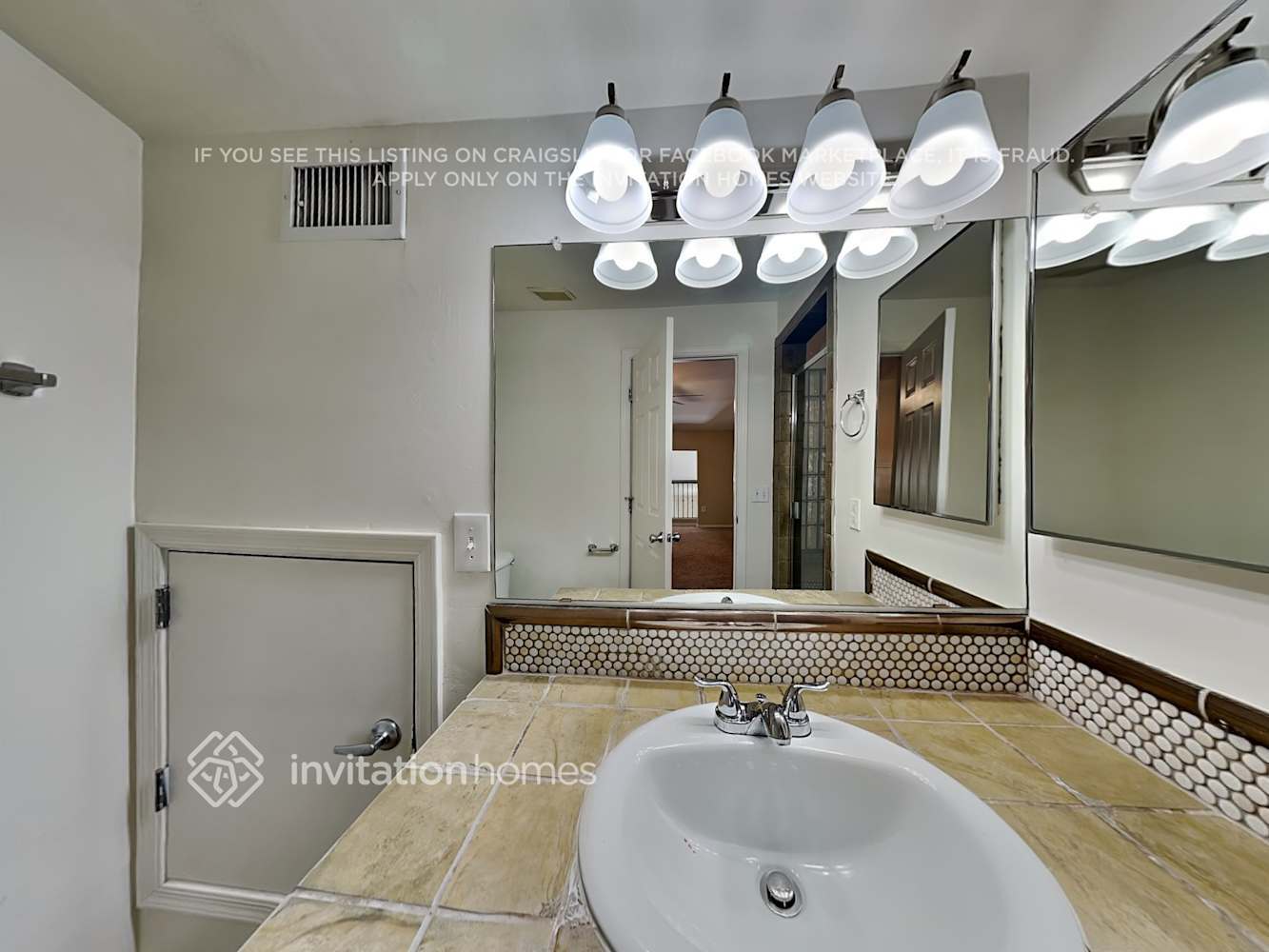 Building Photo - 5727 S 21st Terrace