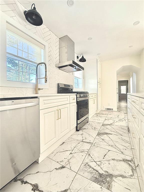 Building Photo - 200 W Paces Ferry Rd NW