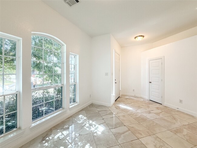 Building Photo - 18126 Golden Falls Ln