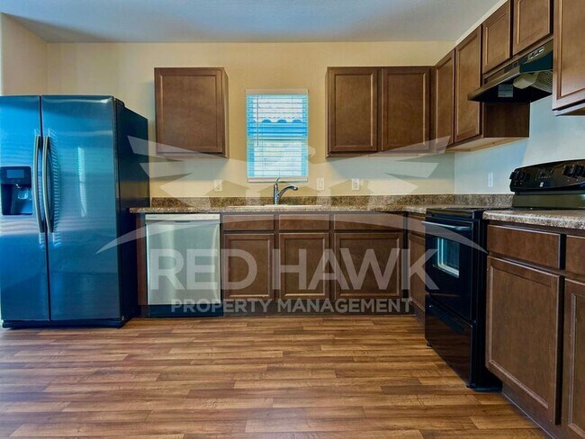 Building Photo - 1050 Kachina Dr