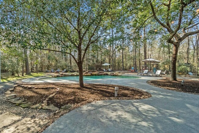Building Photo - 9520 Chasewood Blvd