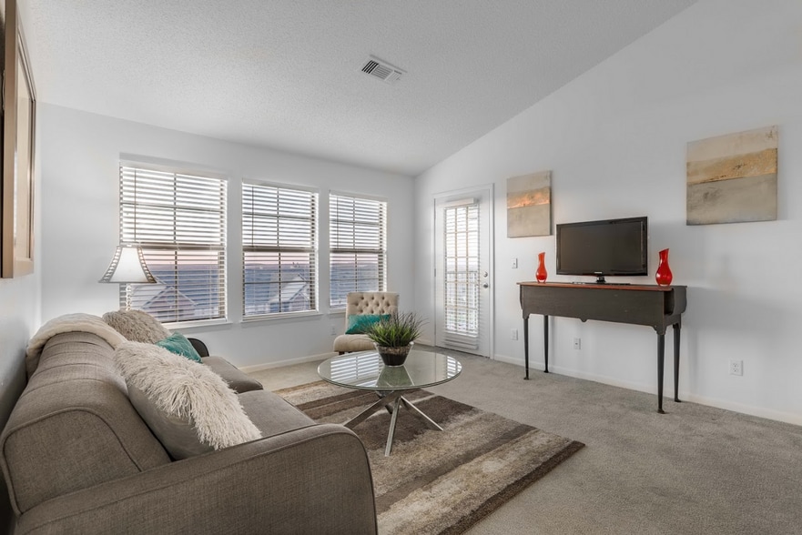 Interior Photo - Prime on the Hill