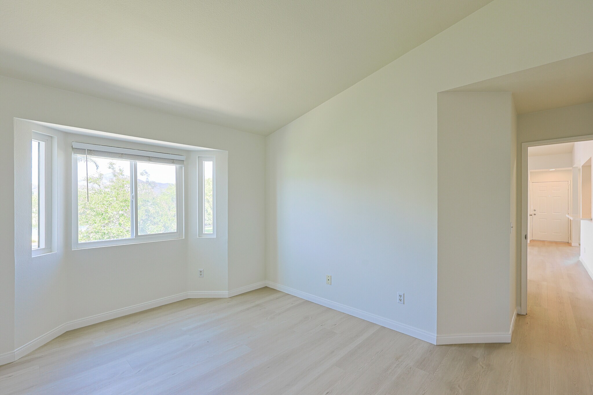 Building Photo - 707 Brookstone Rd