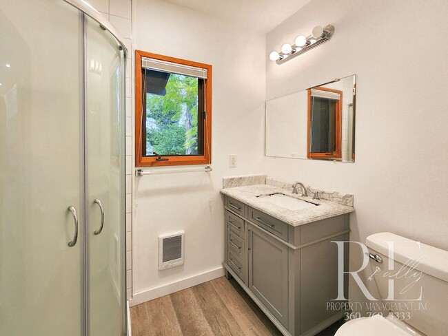 Building Photo - Waterfront Tudor | Private, Vintage Charm with Casita