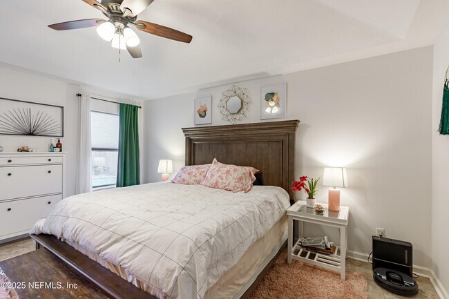 Building Photo - 2957 Golden Pond Blvd