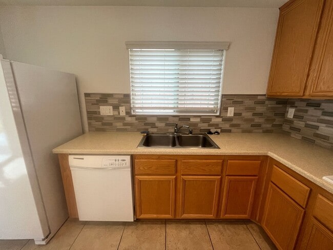 Building Photo - 2 Story-Single Family Home Located in Providence