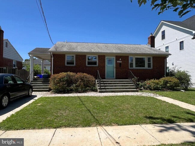 Building Photo - 6408 Tisdale Terrace