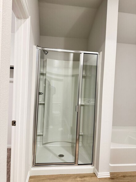 Building Photo - 2022 Sycamore Ridge Trl