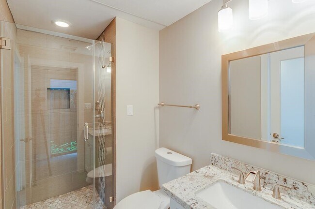 Building Photo - 650 Birdsall St