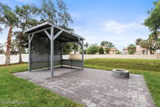 Building Photo - 5405 Heckscher Dr