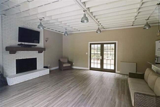 Building Photo - 38 La Rue Pl NW