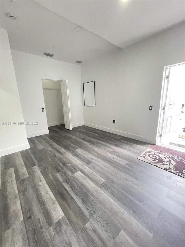 Building Photo - 22641 SW 109th Ave Ct