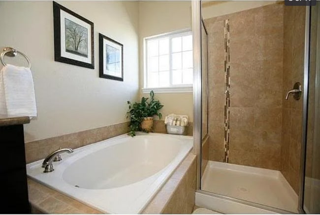 Building Photo - Great Townhome in Fort Collins