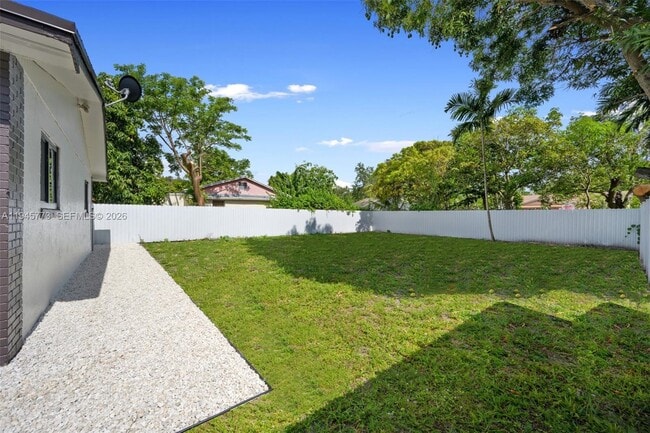 Building Photo - 511 NW 93rd St