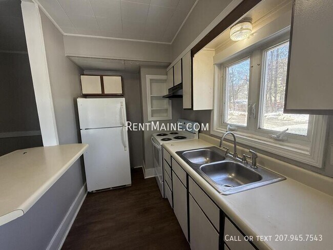 Building Photo - 75 Ohio St