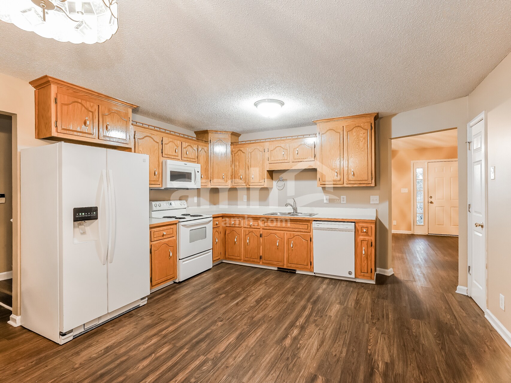 Building Photo - 4021 New Grange Cir