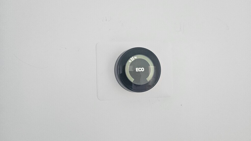 Building Photo - 22 Crawford St