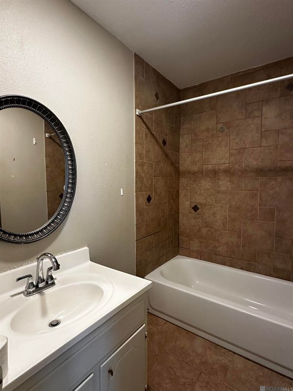 Building Photo - 151 Richland Ave