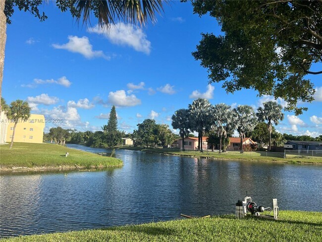 Building Photo - 8595 Sunrise Lakes Blvd