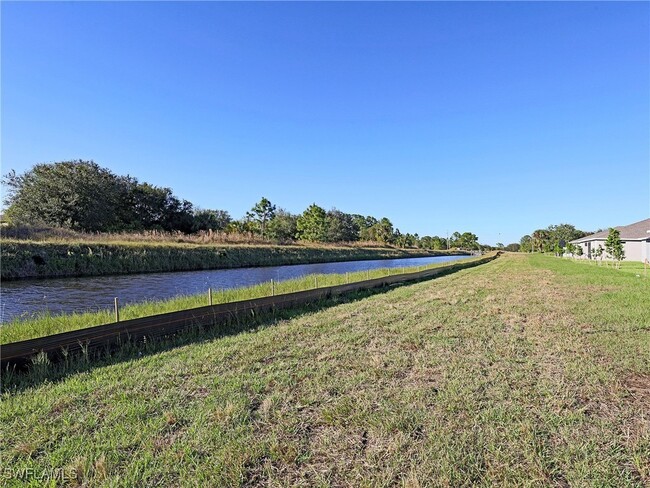 Building Photo - 20673 Hazelnut Ct