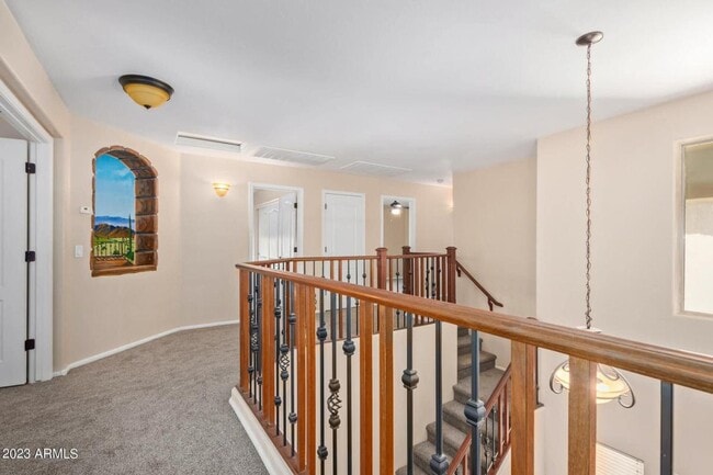 Building Photo - 104 W Red Mesa Trail