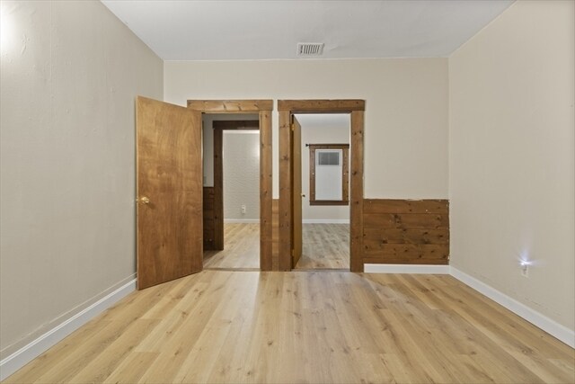 Building Photo - 74 Forest St