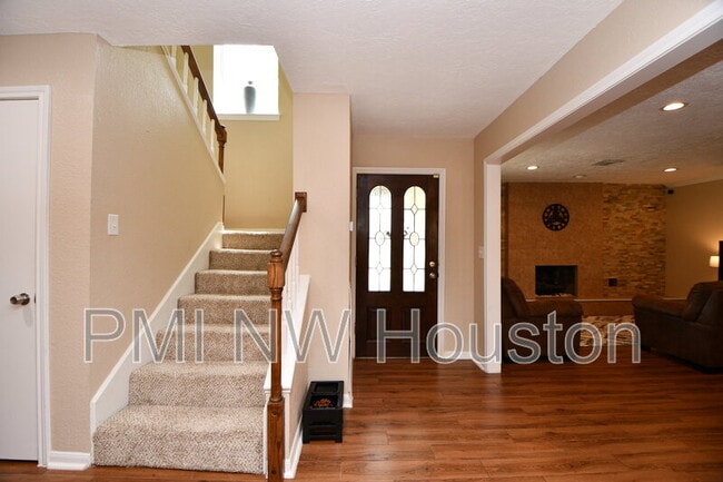 Building Photo - 3410 Plum Brook Ln