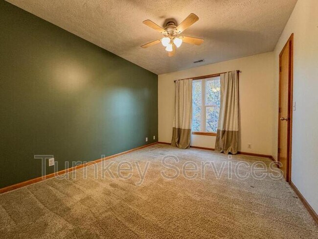 Building Photo - 15222 Curtis Ave