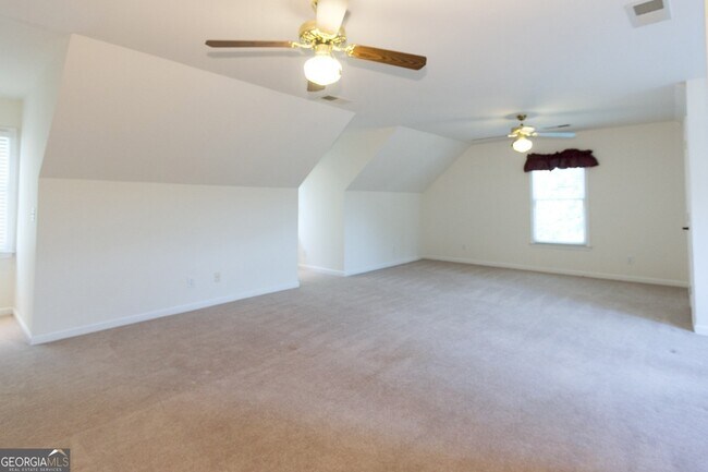 Building Photo - 5166 Wheeler Dr