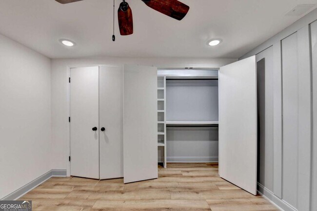 Building Photo - 478 Dorsey Cir SW