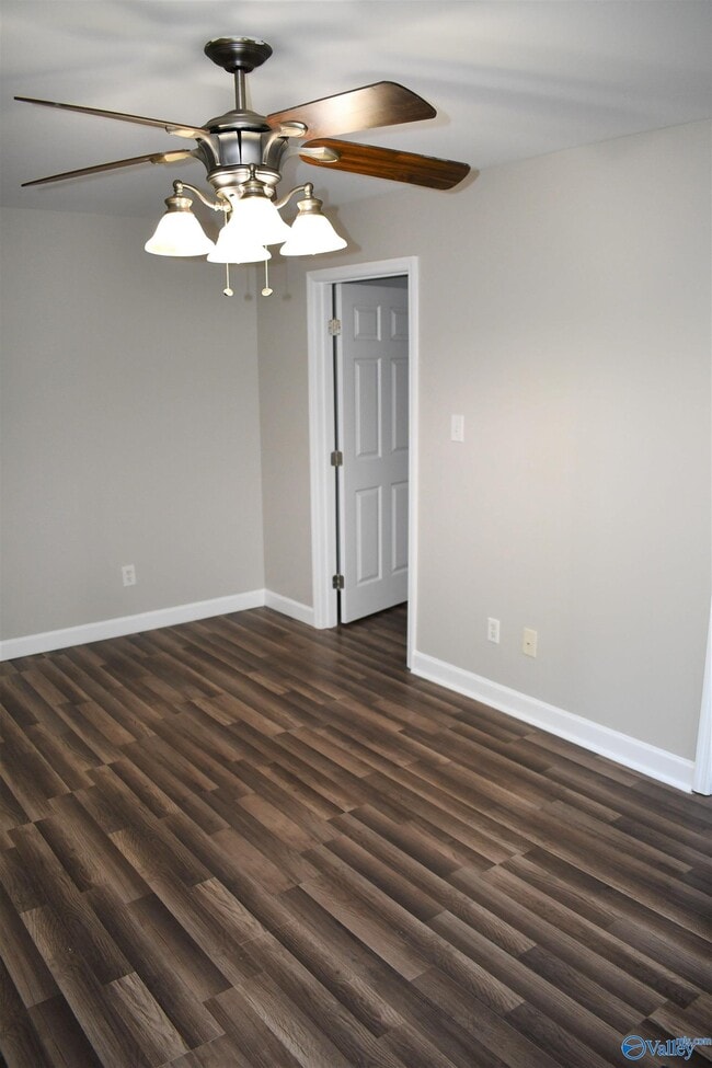 Building Photo - 22873 Horseshoe Bend