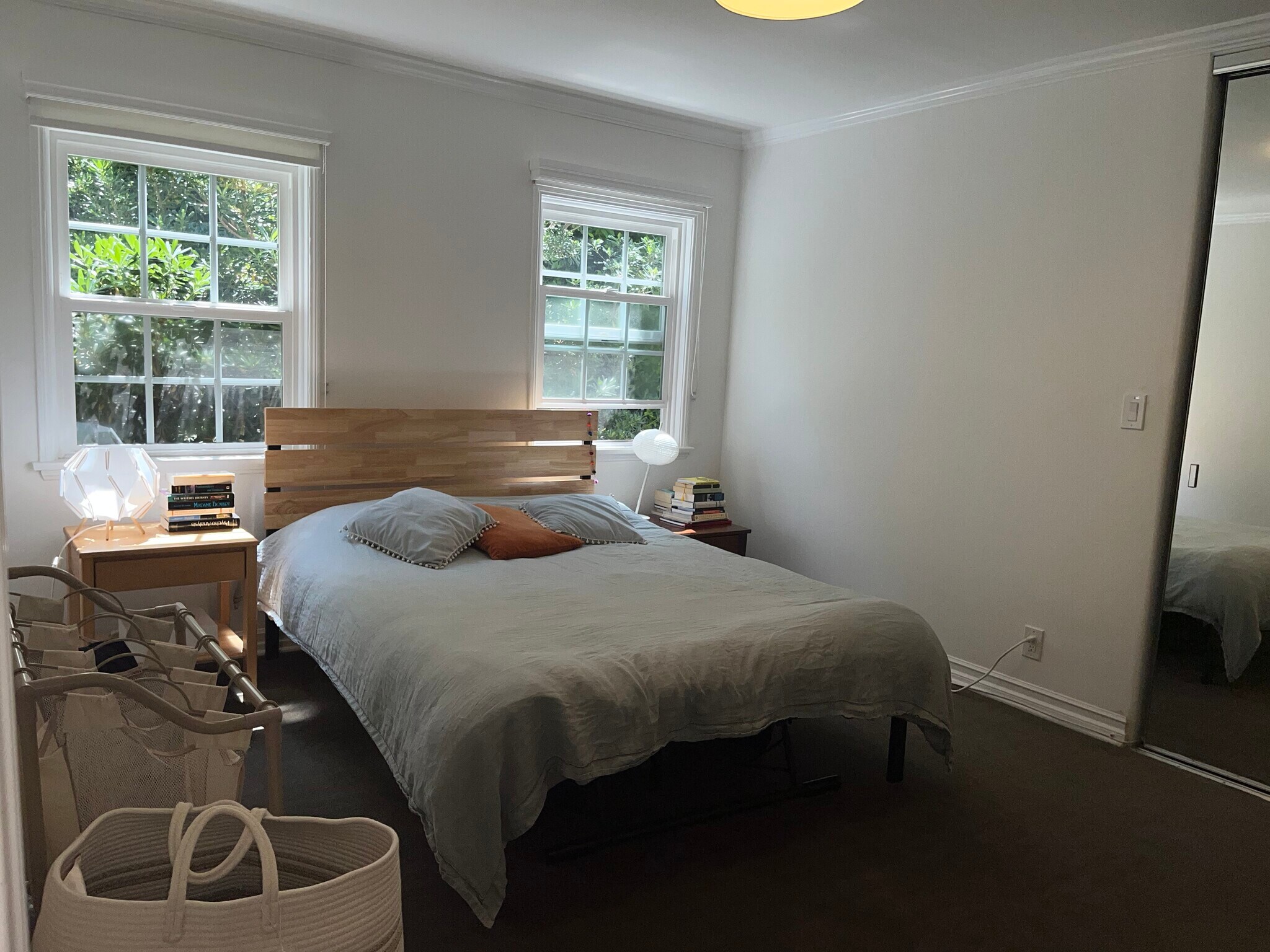 BEDROOM 1 - 1413 S Beverly Glen Blvd