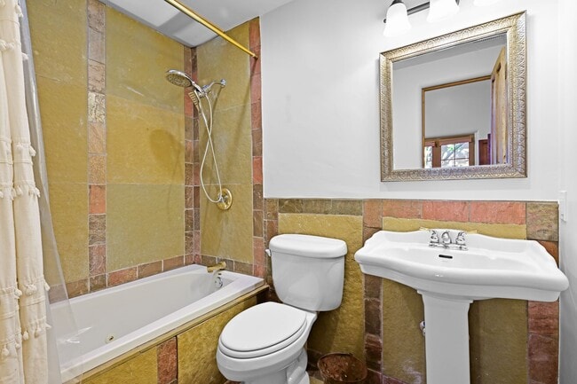 Building Photo - Classic Adobe in the Heart of Santa Fe’s Downtown Railyard District