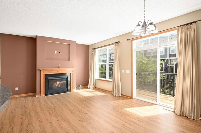 Building Photo - 15531 Eagle Shore Dr