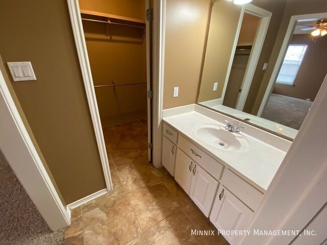 Building Photo - 2530 107th Dr