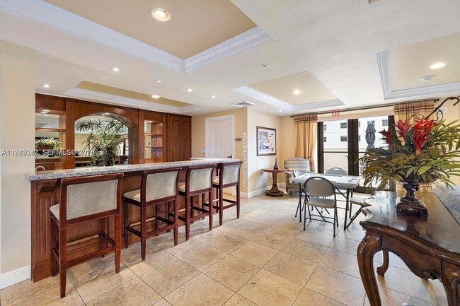 Building Photo - 888 Douglas Rd