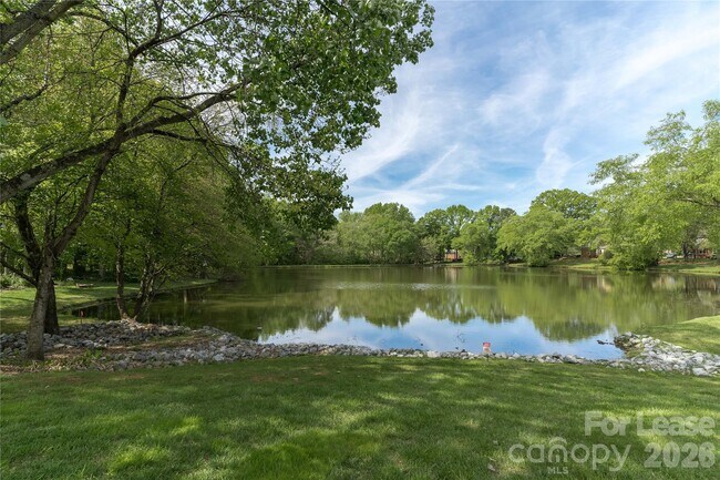 Building Photo - 16647 Greenfarm Rd