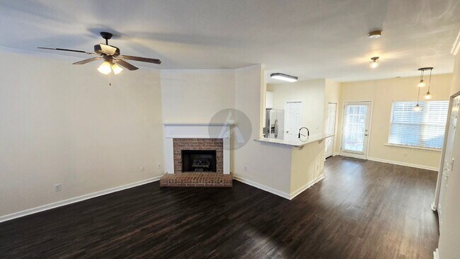 Building Photo - 4704 Liberty Square Dr