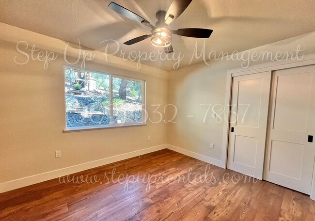 Building Photo - 20400 N Sunshine Rd