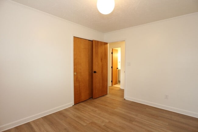 Building Photo - Newly Updated & Renovated Carmel Home!