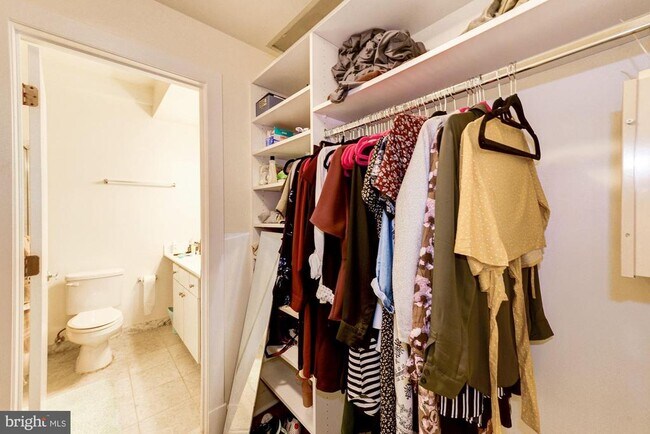 Building Photo - 2363 Champlain St NW