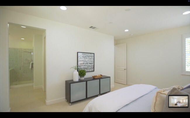 Building Photo - Home in Dublin Available!