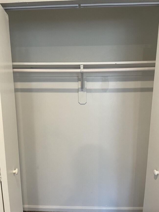 Building Photo - 1200 NW Hwy 7