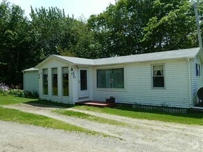 Building Photo - 43 Poore Rd
